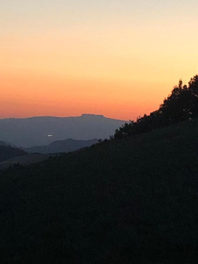 B&B Il Passo Urbino Eksteriør bilde